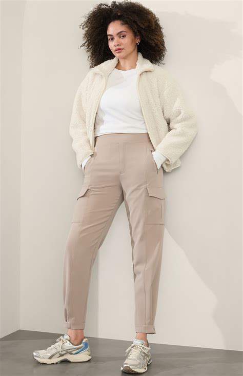 15 Best Cargo Pants for Women That Are Functional and Cute!