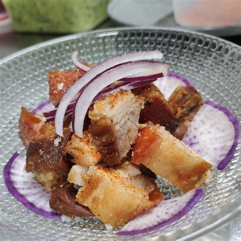 Chicharrones De Puerco