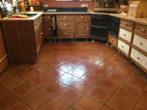 7 Stunning Kitchens With Terracotta Floor Tiles