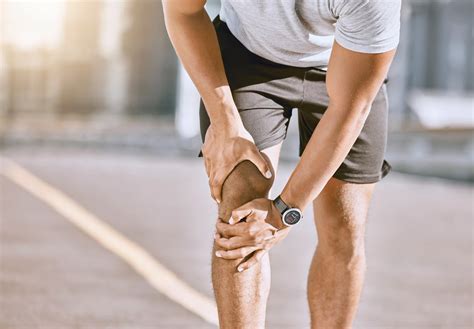 Knee Bursitis: Symptoms, Causes, And Treatment Options