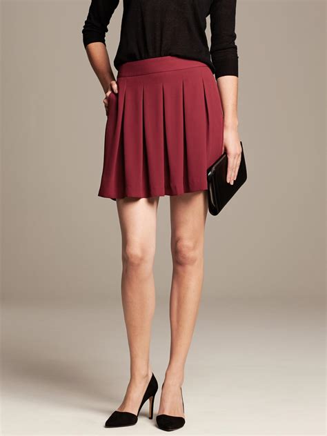 Box Pleat Skirt | Banana Republic