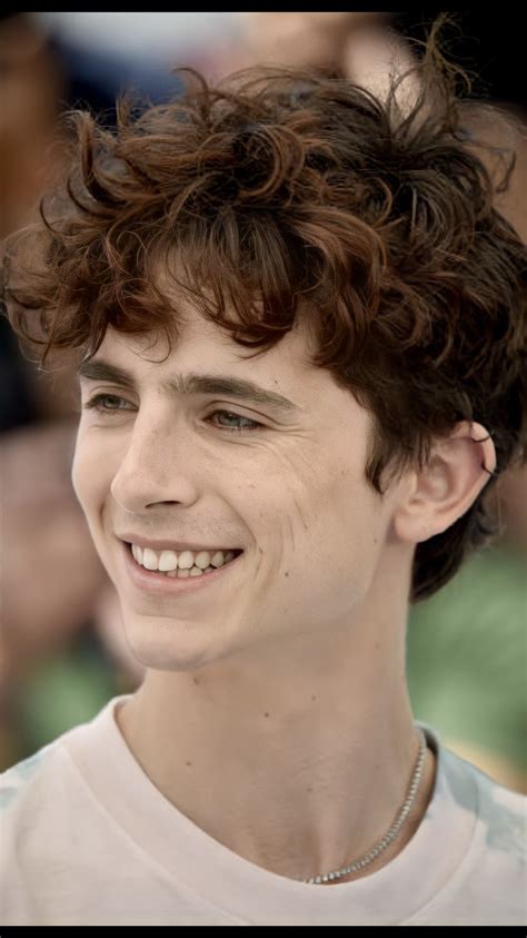 Pin by Daddy’s B|t☾h ♡ on Timothée Hal Chalamet 🔥 | Wavy hair men ...