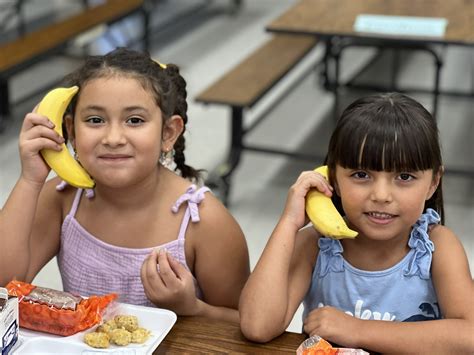 Orangewood Elementary School on Twitter: "We are a FUN bunch! 🍌☺️ ...