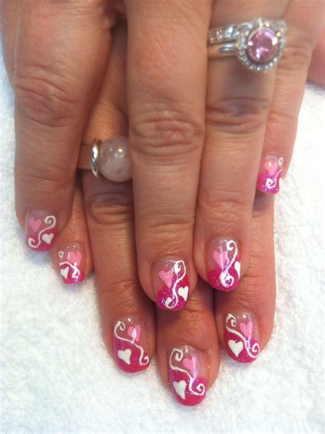30 romantic diy valentines day nail art designs to set pulses racing ...