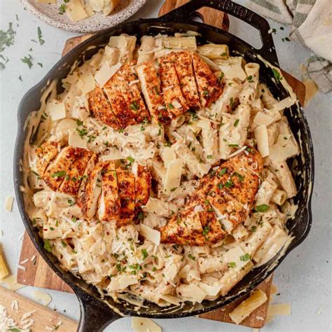 Creamy Garlic Parmesan Chicken Pasta Recipe