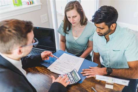 Navigating Cash Flow Challenges in Startups