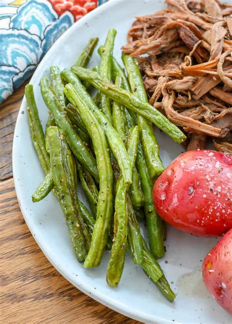 Crispy Oven Roasted Green Beans - Barefeet In The Kitchen