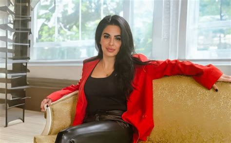 Dana Dylan Exclusive Porn Videos