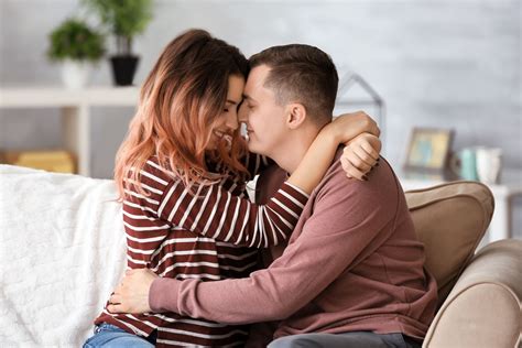 15 Signs Of A Bad Girlfriend To Watch Out For - Relationship Culture