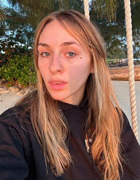 Angel Youngs Onlyfans