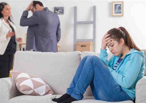 What Is Sneaking at Minnie Wilkin blog