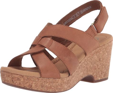 Clarks Women's Giselle Beach Wedge Sandal, Tan Leather, 9 UK : Amazon ...