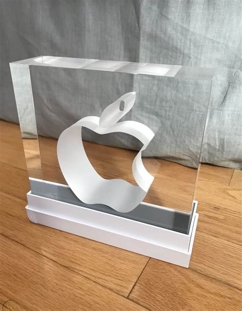 Apple concede prêmio para funcionários com 10 anos de empresa