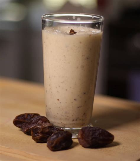 Creamy Date Shake - Yvonne Maffei - | Paan milkshake ingredients, How ...