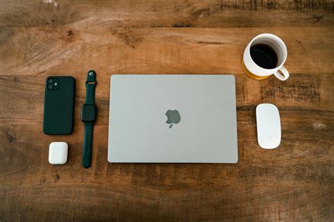What Are the Best Apple Devices for Work and Play?
