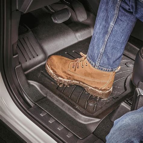 WeatherTech Vehicle FloorLiners vs. FloorLiner HP - WeatherTech CH