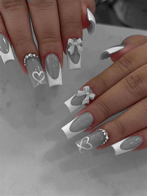 Pin de 𝐆𝐫𝐚𝐲𝐒𝐩𝐚𝐜𝐞𝐬 en 𝐍𝐚𝐢𝐥𝐬 | Diseño de uñas de gel, Uñas de gel, Arte ...