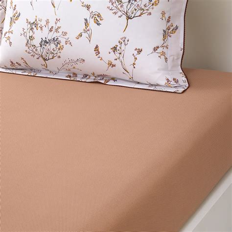 Luxury Bedding: Fitted Sheets - Yves Delorme Online Outlet