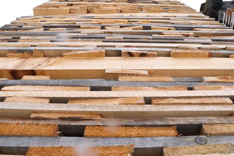 Rough Cut & Kiln Dried Lumber | Currier Forest Products