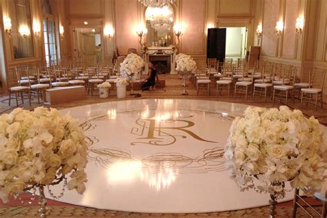 Gold White Wedding Dance Floor Balloons