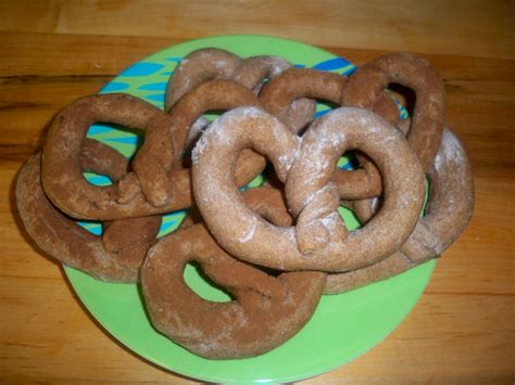 Whole Wheat Pretzels | Spoonful of Sugar Free