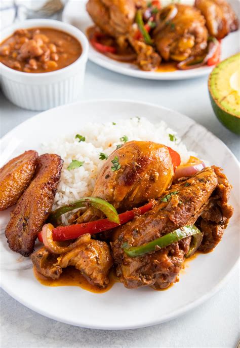 Pollo Guisado (Dominican Stewed Chicken) - My Dominican Kitchen