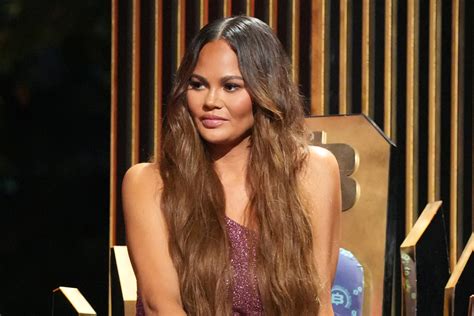 Chrissy Teigen's Deal or No Deal History: Model to Banker