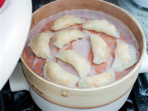 Har Gow (Crystal Skin Shrimp Dumplings) Recipe