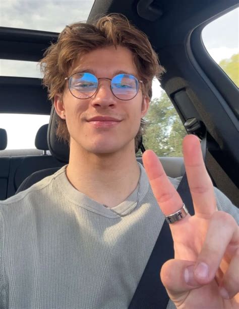 Picture of Alex Sampson in General Pictures - alex-sampson-1706897473.jpg | Teen Idols 4 You