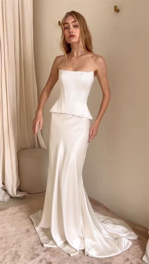 Elegant Women's White Floor Length Dress Fashion Strapless Backless Pl ...