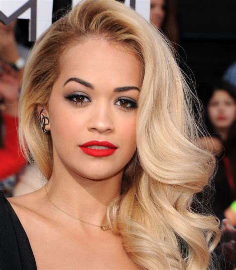 Rita Ora Wiki, Age, Biography, Boyfriends, Net Worth & More