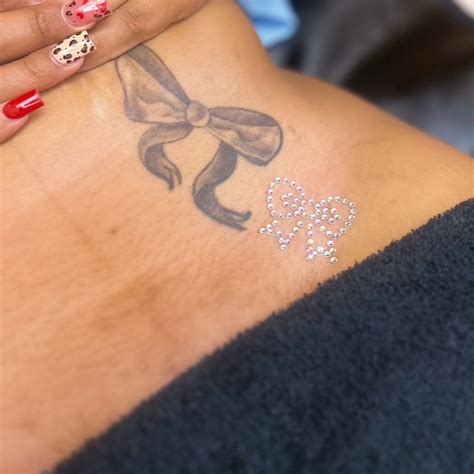 Bikini Waxing | LMLA