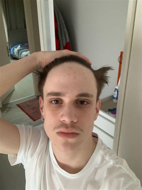 Buzz Cuts For Big Foreheads: The Ultimate Guide To Flattering Styles