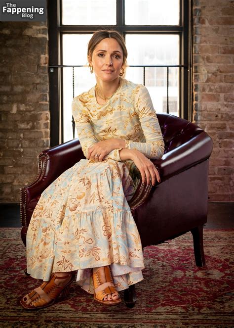 Rose Byrne Nude & Sexy Collection (9 Photos) | #TheFappening