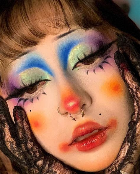 27 Clown Makeup Ideas: Creative and Colorful Looks for Halloween and ...