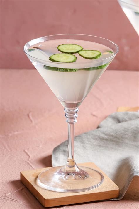 Best Refreshing Cucumber Vodka Cocktails - A Spectacled Owl