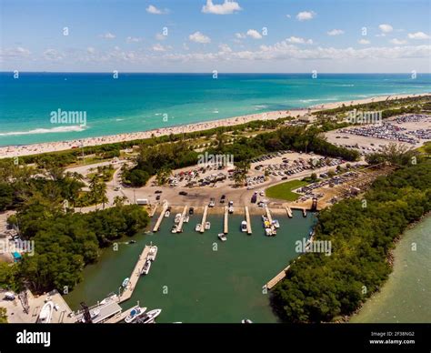 Haulover beach florida hi-res stock photography and images - Alamy