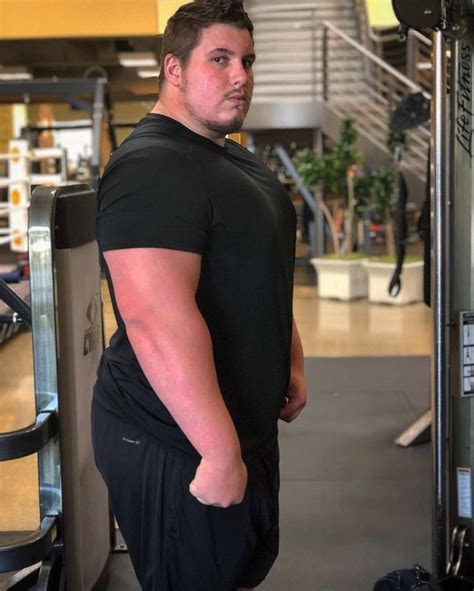 Pin by Sean Bonfoey on Vision board 2022 | Chubby men, Chubby guy, Fat guys