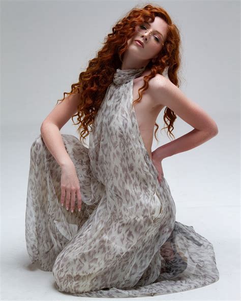 Chloe Jane (@chloejaneting) • Instagram photos and videos