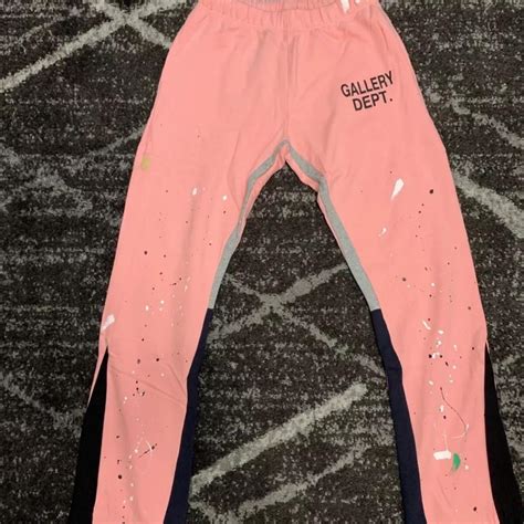 Pink gallery dept. jogging pants - #gallerydept - Depop