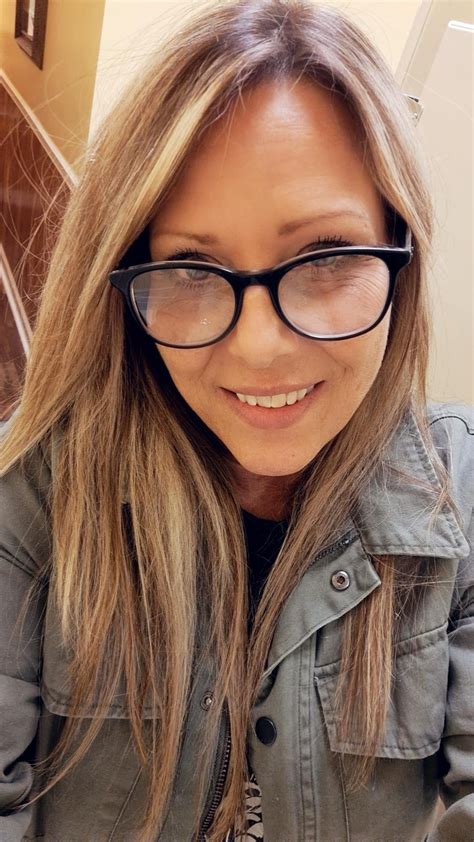 50F just showing off the real me : r/cougars_and_milfs_sfw