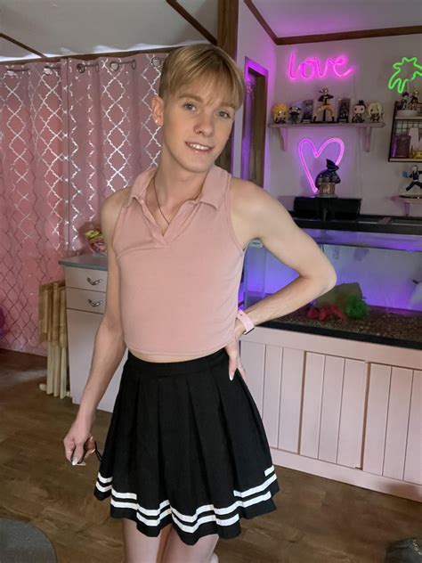 Embracing Femininity: The Rise of Femboy Thigh Highs - secureinsight