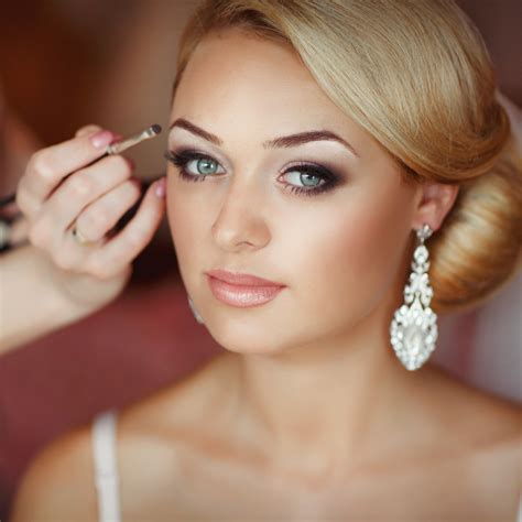 Wedding makeup looks 60 photos - Astyledwedding.com