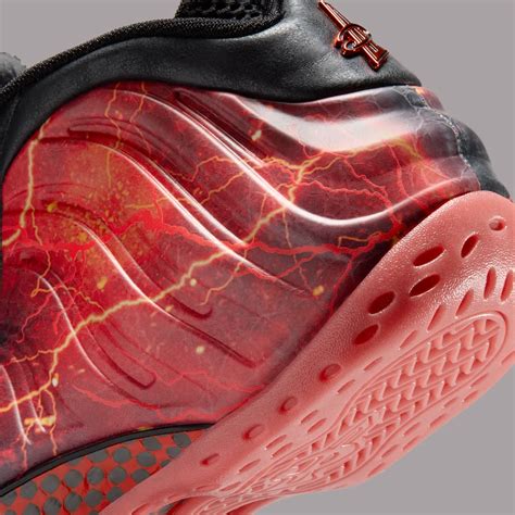 Stranger Things Nike Air Foamposite One 2026