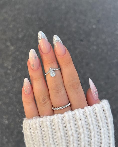 Almond Nail Shape The Best Almond Nail Designs 15 Nails That Will