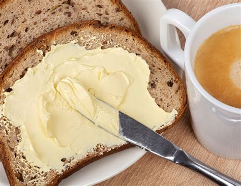 How To Remove Butter Stains From Clothes - Kind Laundry