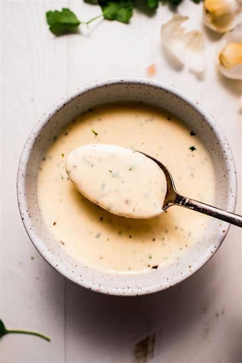 Quick creamy garlic sauce 5 minute easy recipe platings pairings – Artofit