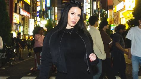 Angela White Onlyfans Nude