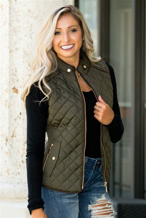 What To Wear Under Green Vest at Hayden Champ blog