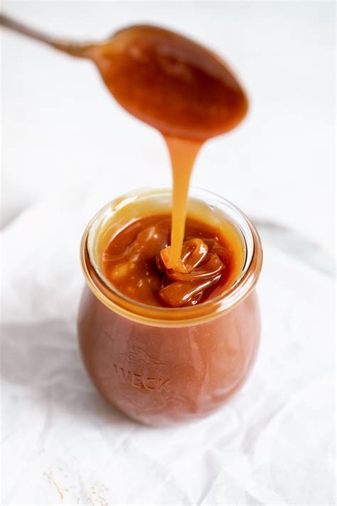 Caramel Sauce Recipe (How to Make Caramel Sauce) (VIDEO!) - avenuefashion